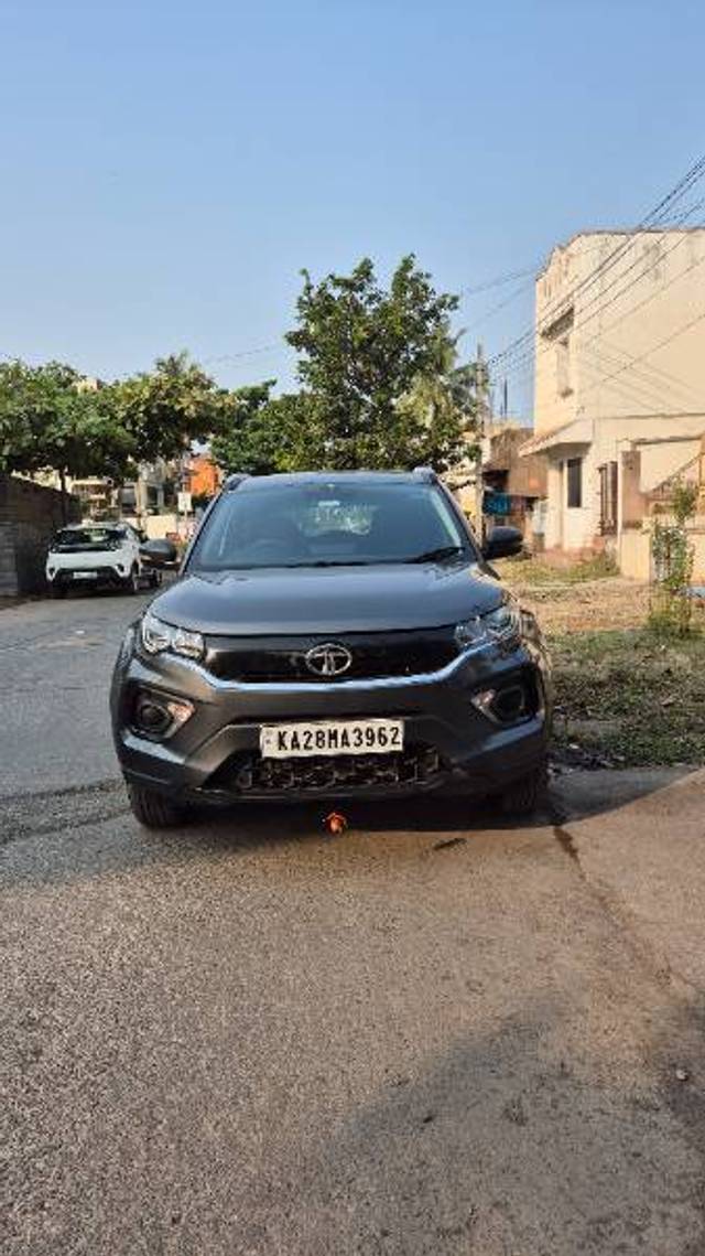 https://images10.gaadi.com/usedgaadi-sellcar/UsedCar/7e8530af-b386-44fc-9ec1-45d2729f9889/3c3c0a41-f703-471a-9bf8-fb3f4f5b03c4.jpg?imwidth=6400