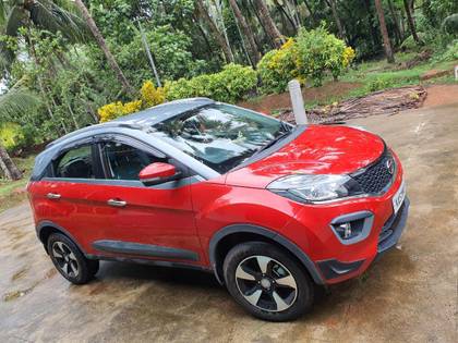 Tata Nexon 1.2 Revotron XZ Plus