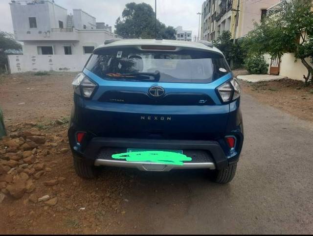 https://images10.gaadi.com/usedgaadi-sellcar/UsedCar/7ea2b51d-c276-4a50-a2af-0098f0f20c7e/ae59f76a-1633-4e1b-a1b5-57643f315c31.jpg?imwidth=6401