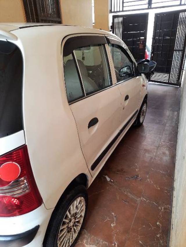 https://images10.gaadi.com/usedgaadi-sellcar/UsedCar/7eb3cf6e-5218-448e-8757-166ce609d4e2/53430dc6-5a68-49ec-a7d0-7388d83ea2d1.jpg?imwidth=6401