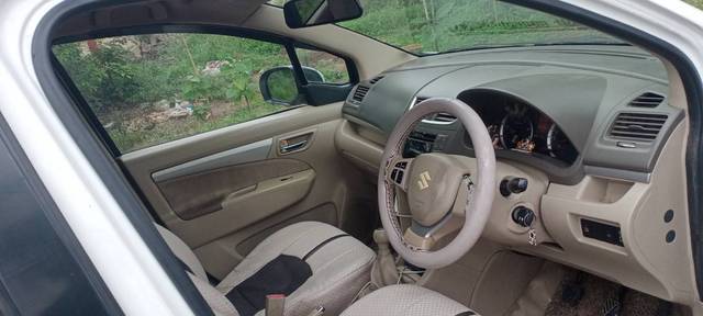 https://images10.gaadi.com/usedgaadi-sellcar/UsedCar/7eddcae6-973d-4325-b789-9ef1bb441f90/ce6e0797-4d61-40fe-999b-5d9f6034be13.jpg?imwidth=6402