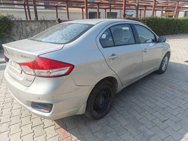 https://images10.gaadi.com/usedgaadi-sellcar/UsedCar/7f0470cd-adef-4511-b1c4-cb198002bd42/02b5e46e-8d4c-4ebb-831e-0fde163b8af1.jpeg?imwidth=6402