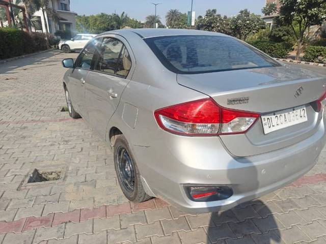 https://images10.gaadi.com/usedgaadi-sellcar/UsedCar/7f0470cd-adef-4511-b1c4-cb198002bd42/a150f08f-1fdb-49e1-b6ab-b07e20c7ec0a.jpeg?imwidth=6401