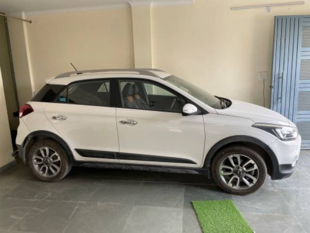 https://images10.gaadi.com/usedgaadi-sellcar/UsedCar/7f37c43b-5123-4589-8958-a6cd295cf948/704779ef-b5fb-493b-ae21-8c0e94eed47c.jpeg?imwidth=6401
