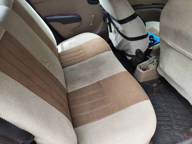 https://images10.gaadi.com/usedgaadi-sellcar/UsedCar/7f5b849f-ed1d-4a29-9e4e-15f28704e8b5/3666d713-b730-4138-a1e4-1497e95afda1.jpg?imwidth=6402