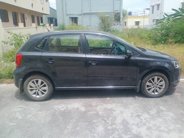 https://images10.gaadi.com/usedgaadi-sellcar/UsedCar/7f728ddd-b3c1-4fc9-aec6-aea5c40f6675/0b76eca6-7b95-4276-bcde-b50902fa2e15.jpg?imwidth=6400