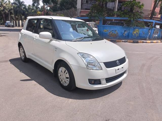 https://images10.gaadi.com/usedgaadi-sellcar/UsedCar/7fede137-42ca-46f5-8541-1b4c4f7598b2/f31f7489-5384-4635-94bd-846baaee9d75.jpg?imwidth=6400