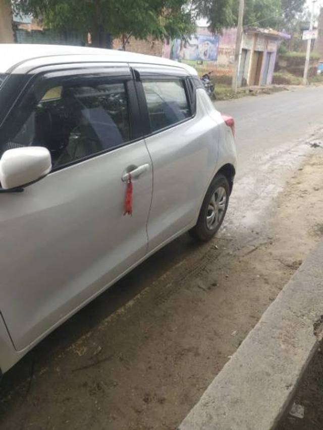 https://images10.gaadi.com/usedgaadi-sellcar/UsedCar/800ac654-7e6e-4104-98b2-347c5caf90b9/49da2f49-cd9a-4e5e-812b-4abffa395cec.jpg?imwidth=6401