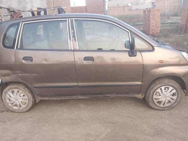 https://images10.gaadi.com/usedgaadi-sellcar/UsedCar/801eed3a-3161-4df9-8833-ab66c620269f/07accec4-6b88-46d0-b162-f56484a143f3.jpg?imwidth=6401