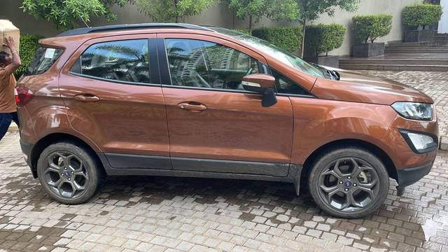 https://images10.gaadi.com/usedgaadi-sellcar/UsedCar/8020f4a8-4821-481c-9fbf-2ef2bd715d4b/0bf958e4-0a42-4f12-b67b-9342be1ddb61.jpeg?imwidth=6401