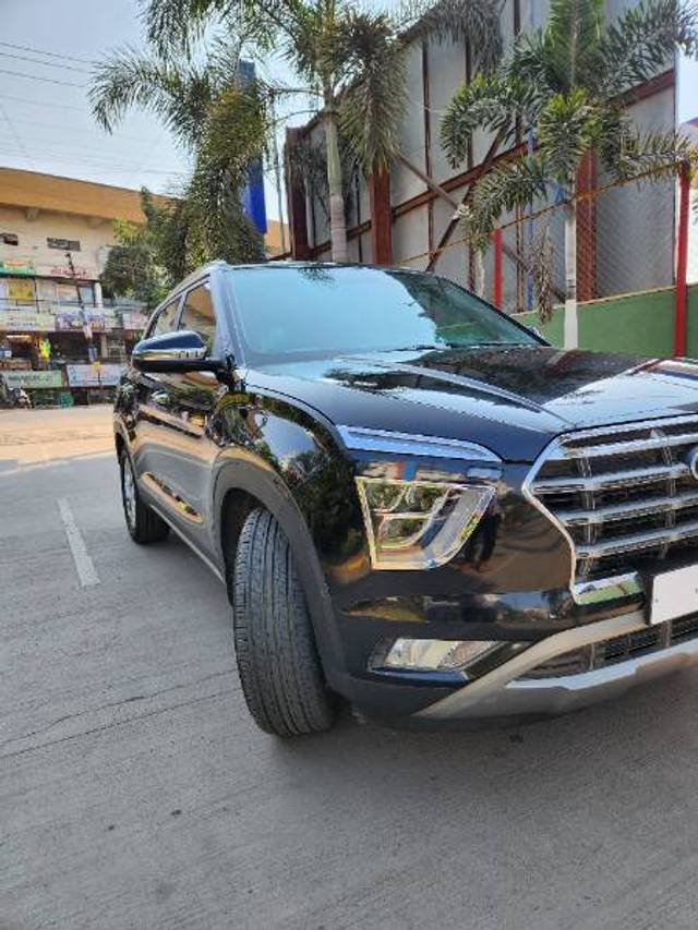 https://images10.gaadi.com/usedgaadi-sellcar/UsedCar/80a1d761-5a5e-4674-adf1-078b868b257d/8298f372-0907-48b9-a71e-79ee27f39f68.jpg?imwidth=6400
