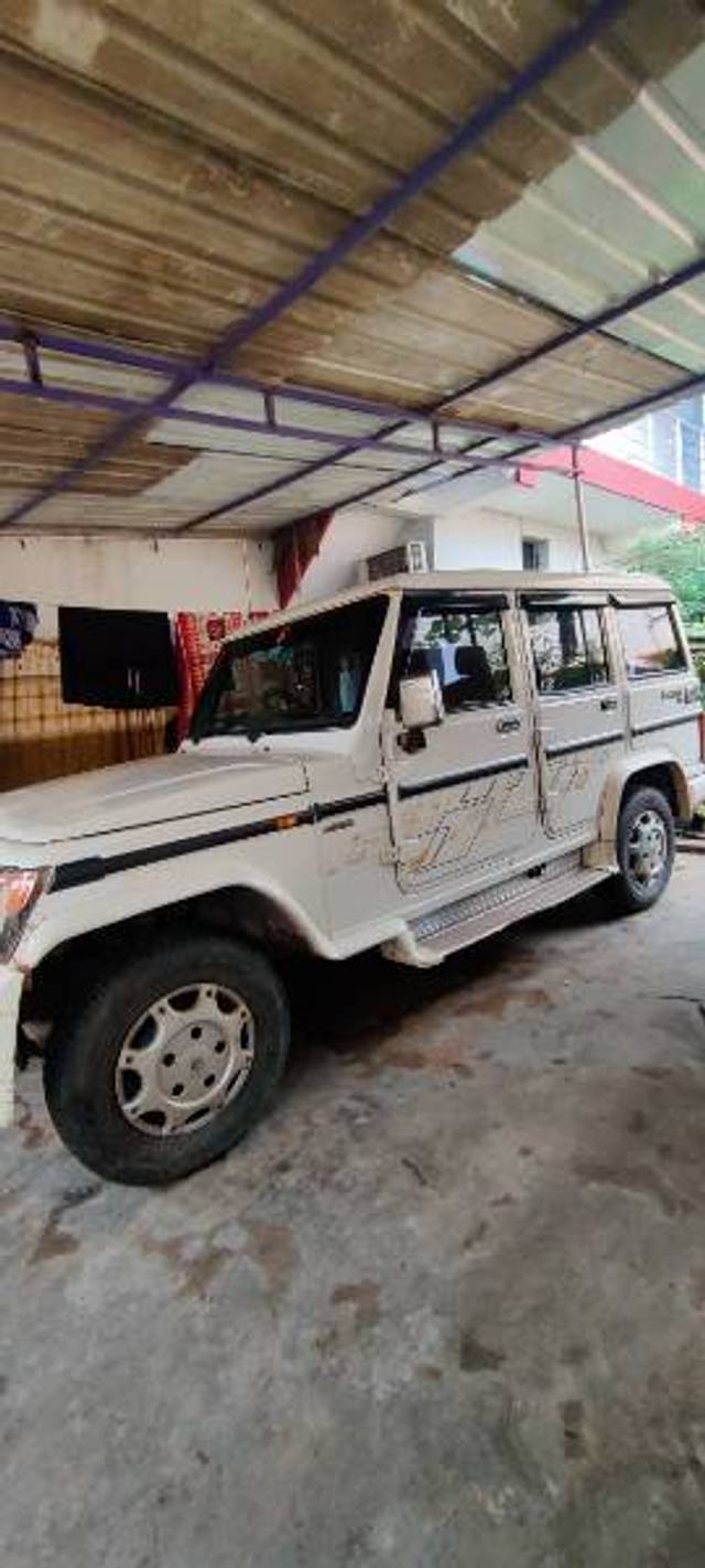 https://images10.gaadi.com/usedgaadi-sellcar/UsedCar/80daa893-9f10-47e9-b804-e81451ff94c9/34e5f0b4-7c58-4456-8dc8-25a0a8d3478f.jpg?imwidth=6402