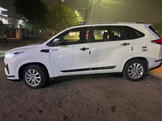 https://images10.gaadi.com/usedgaadi-sellcar/UsedCar/80e72337-b8be-4990-9714-68802e2854a0/c9dc35d7-de79-4886-8a8c-6220e6603d12.jpeg?imwidth=6402