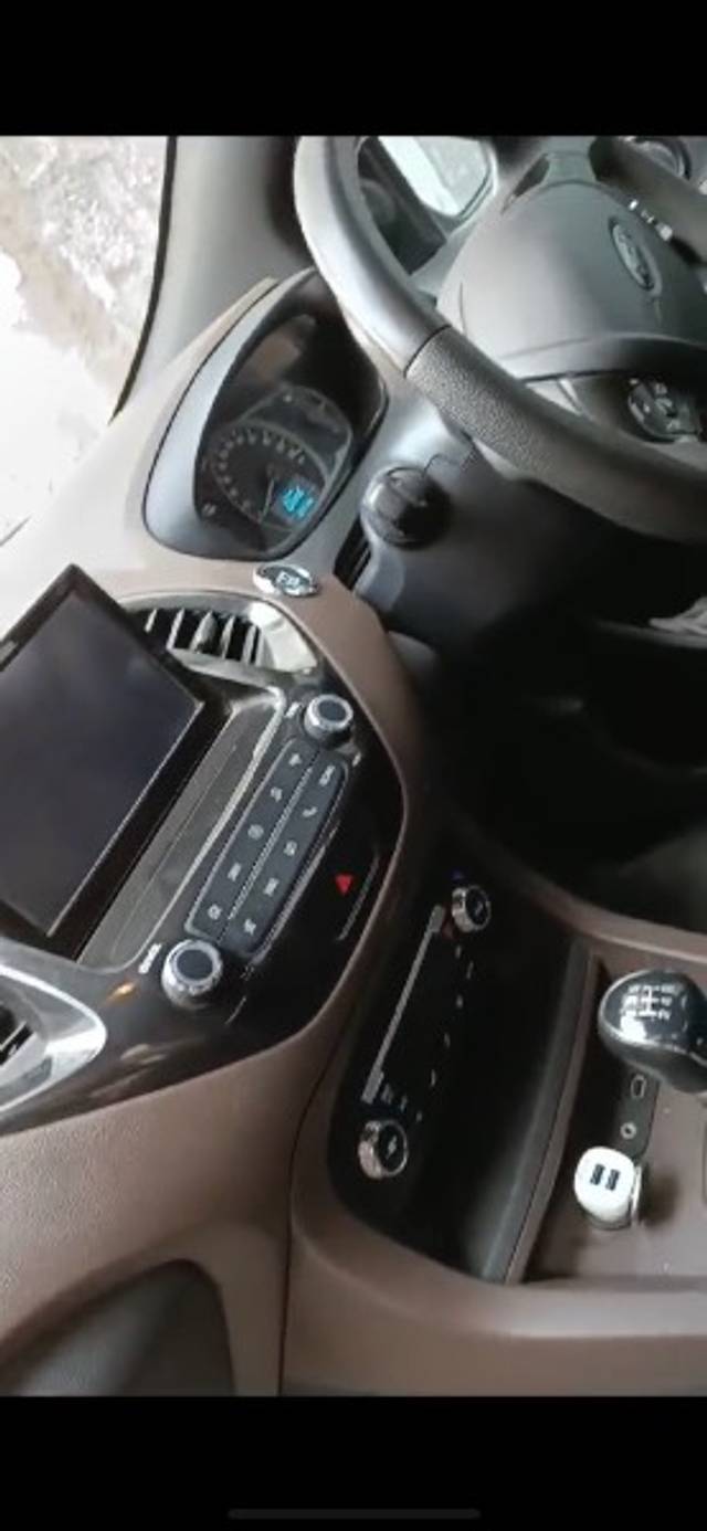 https://images10.gaadi.com/usedgaadi-sellcar/UsedCar/812331f2-5be3-4d3d-bf9b-f668f24e518a/1d1748b1-4c25-4ee1-a5c8-7fd350a65297.png?imwidth=6401
