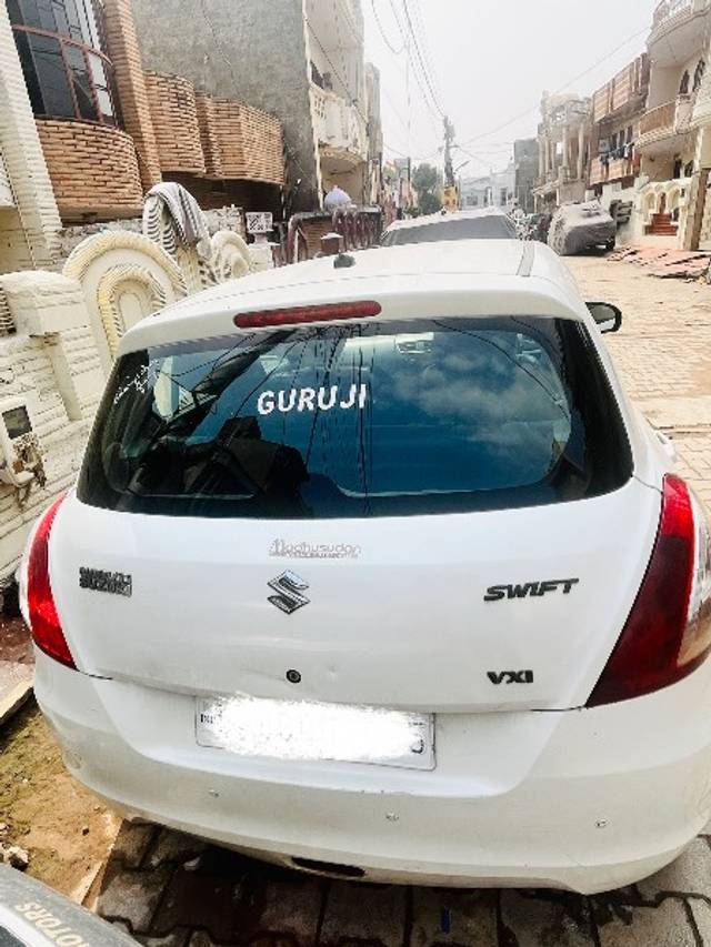 https://images10.gaadi.com/usedgaadi-sellcar/UsedCar/8153bc23-048f-4b99-bcdc-1cf14b96cc71/b344dd19-7151-476e-816a-fe48f8ac181d.jpeg?imwidth=6401