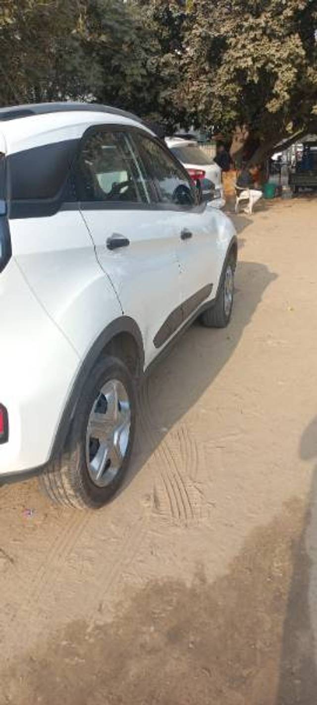 https://images10.gaadi.com/usedgaadi-sellcar/UsedCar/81c0743d-55e8-4350-99be-9c7dce906c2e/4e614101-a6c2-4745-8291-305529a57151.jpeg?imwidth=6402