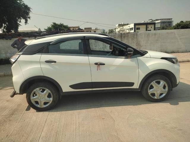 https://images10.gaadi.com/usedgaadi-sellcar/UsedCar/81e01272-f967-4e22-b09d-7a66f5f491de/0e418483-30dd-4b02-997d-6f5bfaf91340.jpg?imwidth=6401