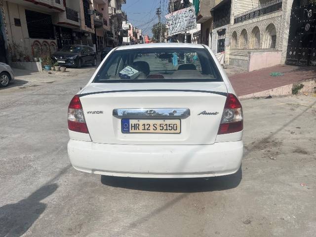 https://images10.gaadi.com/usedgaadi-sellcar/UsedCar/81e18c85-bcd1-4611-a600-7d2582c8522e/bf9aa15e-cead-4a51-8daf-a50e4683b563.jpeg?imwidth=6401