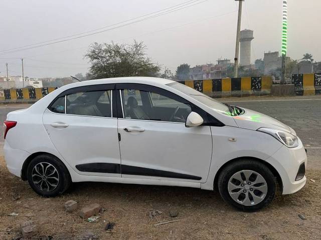 https://images10.gaadi.com/usedgaadi-sellcar/UsedCar/820bda19-c4cf-4289-a014-2fca959f81fb/b8cf635e-3c6a-4f8e-bc22-625afb8eb751.jpg?imwidth=6401