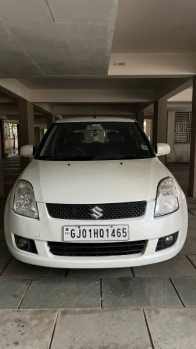 https://images10.gaadi.com/usedgaadi-sellcar/UsedCar/822762a3-2c72-4ae2-90f6-f1bf9a923afe/fb0052cb-c8f7-4b1a-8226-78129716ff51.jpg?imwidth=6400