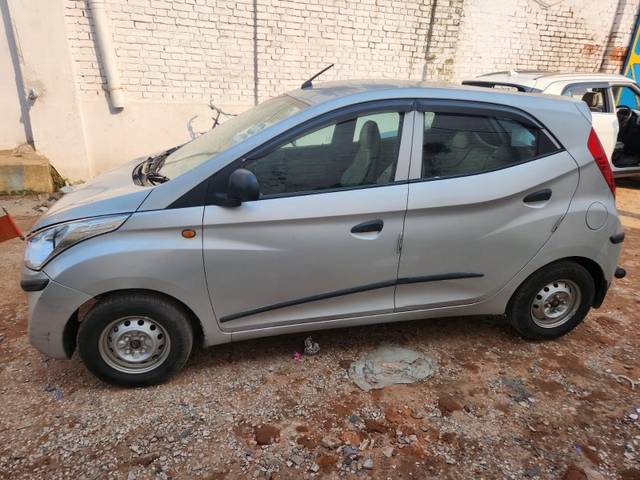 https://images10.gaadi.com/usedgaadi-sellcar/UsedCar/824a78c0-f6ee-48b5-aa23-d52c5050e083/c6d85ce7-ccdc-4d70-96e7-f6d258165def.jpeg?imwidth=6402