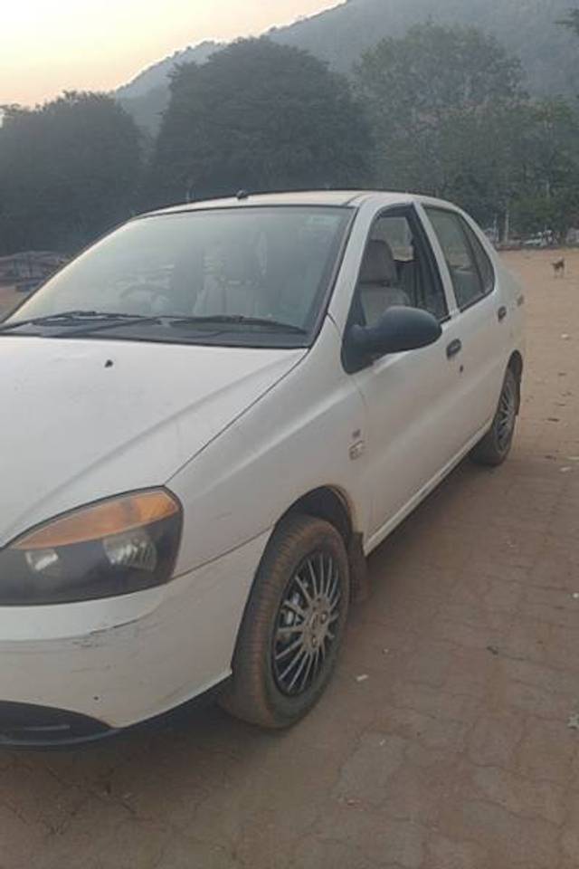 https://images10.gaadi.com/usedgaadi-sellcar/UsedCar/826e6b18-c88d-46b1-b6f5-ef8dd5e570f8/205c1e36-9271-4e1a-b512-2b0b91e8c5c4.jpg?imwidth=6400