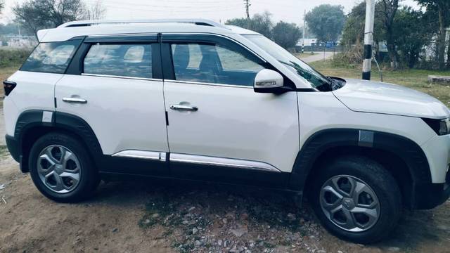 https://images10.gaadi.com/usedgaadi-sellcar/UsedCar/82abfa33-a25a-45d0-9097-669c9d37d0e8/ff71da39-7005-4ed8-b27a-f15dd9a97b49.jpg?imwidth=6401