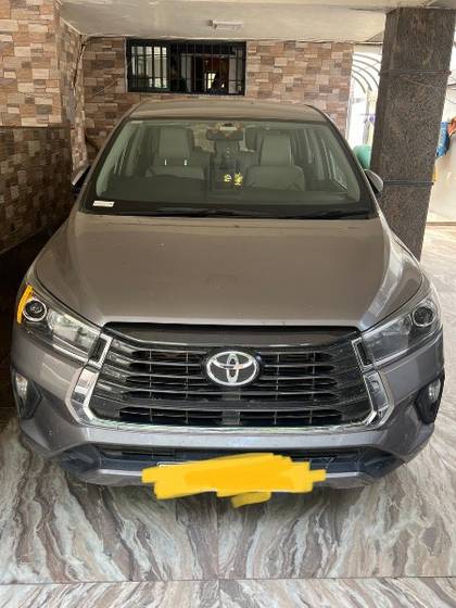 Toyota Innova Crysta 2.4 VX 7 STR Toyota Innova Crysta 2.4 VX 7 STR