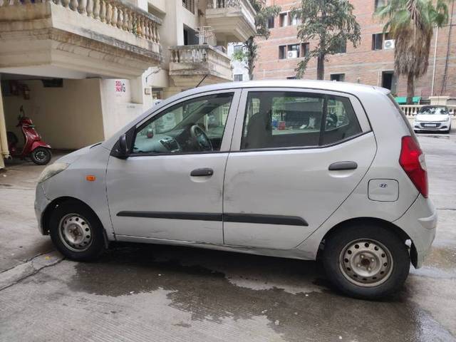 https://images10.gaadi.com/usedgaadi-sellcar/UsedCar/82ce1747-4f94-4834-bccd-4f09cd382aca/41d4dfcd-ff0f-45db-ad8d-f7e1c9acd1c5.jpg?imwidth=6400