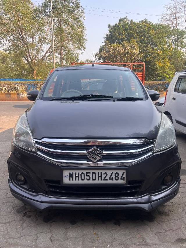 https://images10.gaadi.com/usedgaadi-sellcar/UsedCar/831ba355-3ea7-483f-a259-71ee2a2edb56/b01e1292-ef42-4fbe-9378-d50a8834c8cb.jpeg?imwidth=6400