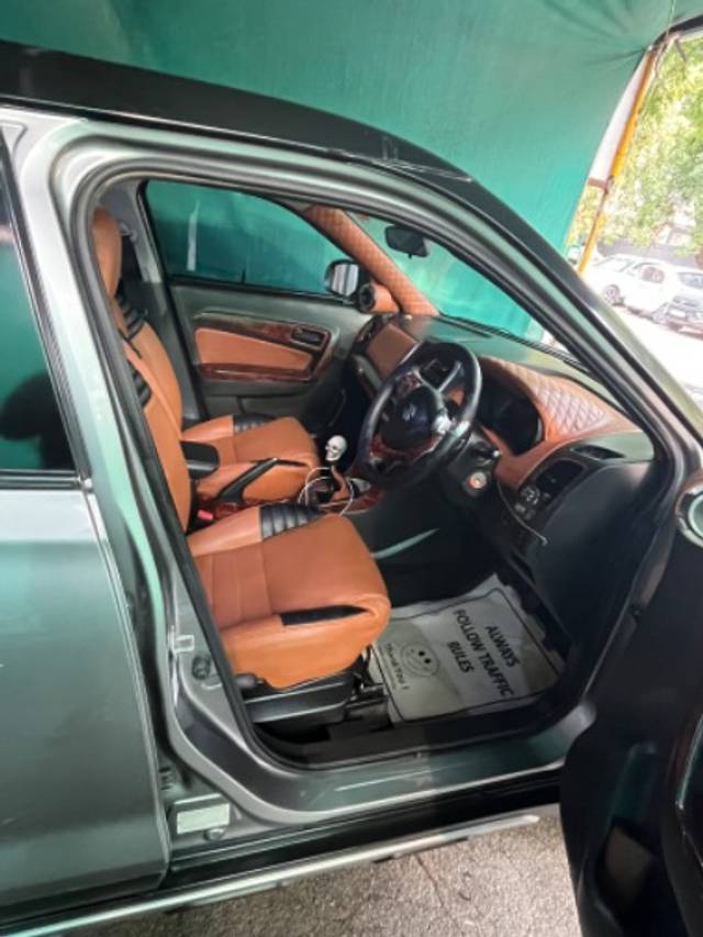https://images10.gaadi.com/usedgaadi-sellcar/UsedCar/832796a8-d58e-480a-95d8-203a480504ef/2895b819-e115-4e4a-966f-61330a50f099.jpeg?imwidth=6401