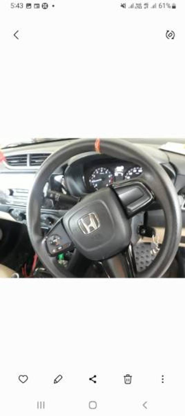 https://images10.gaadi.com/usedgaadi-sellcar/UsedCar/832d79de-cf26-43e6-9174-e08b429fdf59/9488e790-dbc7-4675-8952-bc7025b10d8a.jpg?imwidth=6401