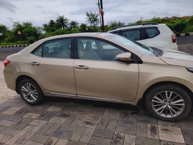 https://images10.gaadi.com/usedgaadi-sellcar/UsedCar/83d56bb8-f8ff-479c-bf8b-c01eb2684143/2b0c1814-acbe-4dbe-bee3-7454e2ab8644.jpg?imwidth=6402