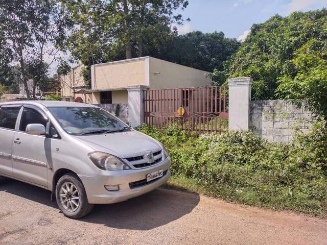 https://images10.gaadi.com/usedgaadi-sellcar/UsedCar/83ecc8d6-2808-4c0f-a141-8a6ad5606549/fe5a3f4f-e6b2-4eb2-93f5-ace95c98af89.jpg?imwidth=6400