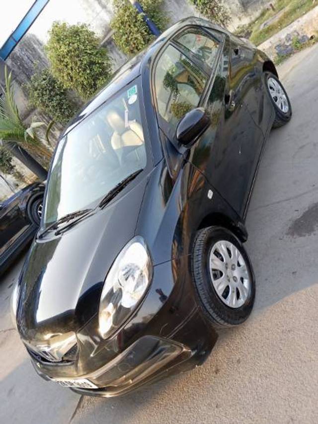 https://images10.gaadi.com/usedgaadi-sellcar/UsedCar/84152b5e-8a30-40e5-ab1c-85b490160701/63908ebe-09d3-4e5f-8ef2-cb0ffd748aa5.jpg?imwidth=6402