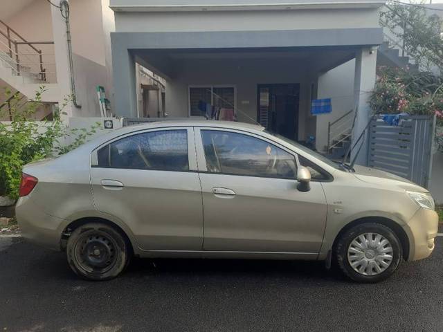 https://images10.gaadi.com/usedgaadi-sellcar/UsedCar/8466a5d8-f71e-4faa-95ff-3dd7ce47a067/30e049dc-33c2-49a1-bb4a-cb7c0c526cd5.jpg?imwidth=6401