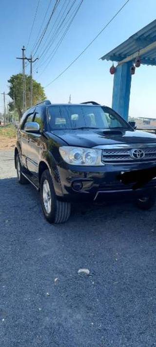 Toyota Fortuner 2009-2011 Toyota Fortuner 3.0 Diesel