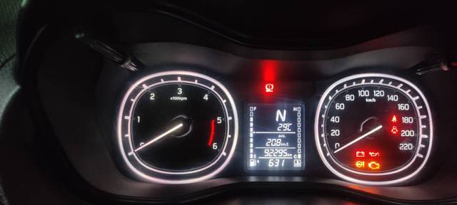https://images10.gaadi.com/usedgaadi-sellcar/UsedCar/85419f24-99c6-41c5-a030-8d868c625239/fc60de8d-8d17-4c5b-8816-a165b467fcca.jpg?imwidth=6402