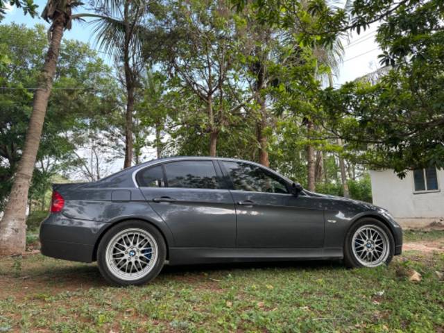 https://images10.gaadi.com/usedgaadi-sellcar/UsedCar/854dade0-71cf-4fa6-b41b-8b8a127cdade/643fbf33-0135-4ef6-8028-751b31188471.jpeg?imwidth=6401
