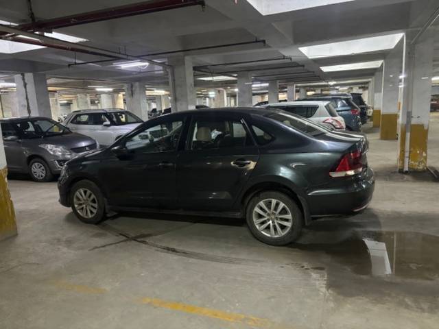 https://images10.gaadi.com/usedgaadi-sellcar/UsedCar/85d20467-129c-4f41-970d-432f6e2f366e/3147fbcd-a8d9-401b-84c8-a31e718c7bd1.jpg?imwidth=6402