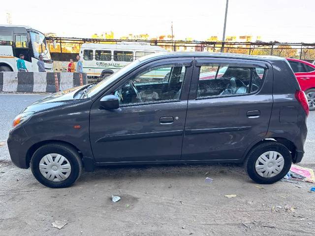 https://images10.gaadi.com/usedgaadi-sellcar/UsedCar/86011e8e-ac52-4888-828e-e2569d4a339f/4f91cbcd-82ec-43c8-8545-250ba71b3356.jpg?imwidth=6401