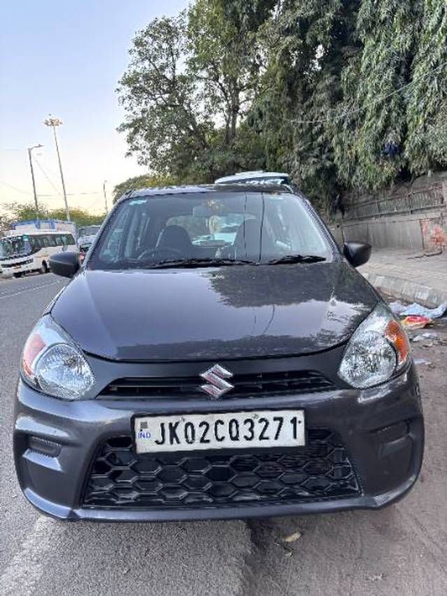 https://images10.gaadi.com/usedgaadi-sellcar/UsedCar/86011e8e-ac52-4888-828e-e2569d4a339f/67fa7017-3ef6-4cd7-82b4-f9e0fe9156f9.jpg?imwidth=6400