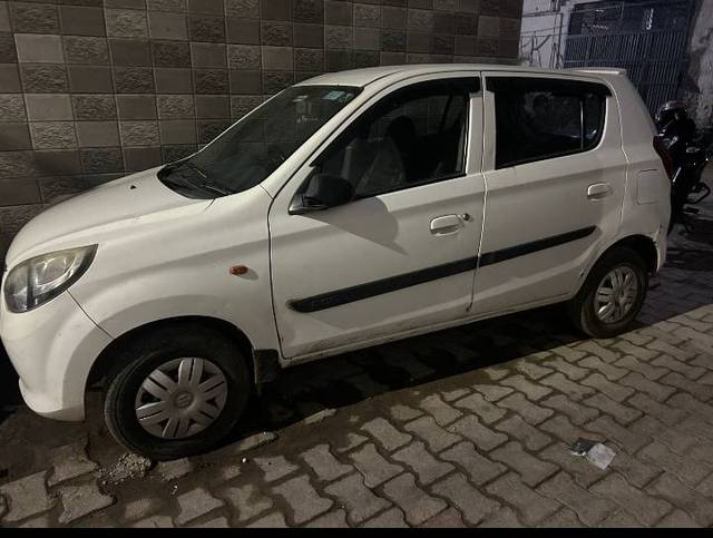 https://images10.gaadi.com/usedgaadi-sellcar/UsedCar/86390ea1-42b4-4ee3-8b8f-ed1a9a7e9f61/f9f9397b-2bf7-4cf4-99b1-6f9527a29e8d.jpg?imwidth=6400