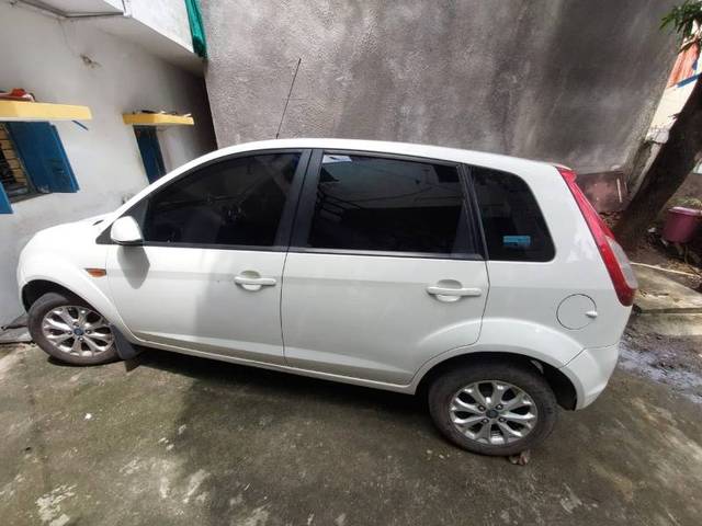 https://images10.gaadi.com/usedgaadi-sellcar/UsedCar/863e9b1c-36b4-44aa-b3c5-90dd878d78b4/ced8d4fe-3c3d-4b60-b84f-f1feb8cd0133.jpg?imwidth=6400