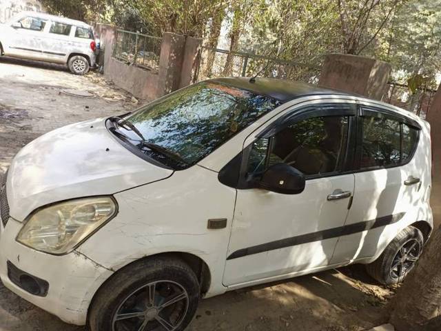 https://images10.gaadi.com/usedgaadi-sellcar/UsedCar/865cdcec-6218-4cb7-b101-ef2e4f39c86d/fa1e9711-779d-4258-bfc1-102021845f9e.jpg?imwidth=6400