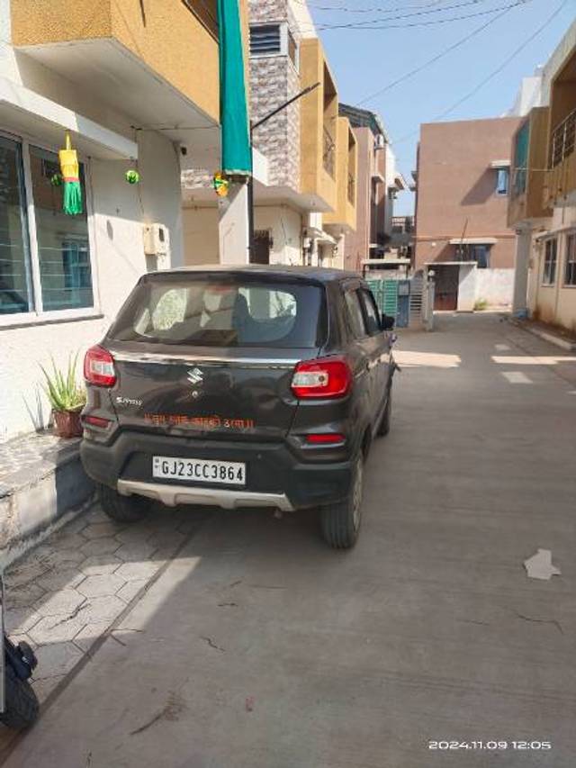 https://images10.gaadi.com/usedgaadi-sellcar/UsedCar/8674e34c-5b11-4fe1-93f6-79306a3b6600/a07d3f67-e584-4d0b-b315-f58231d9249c.jpg?imwidth=6401