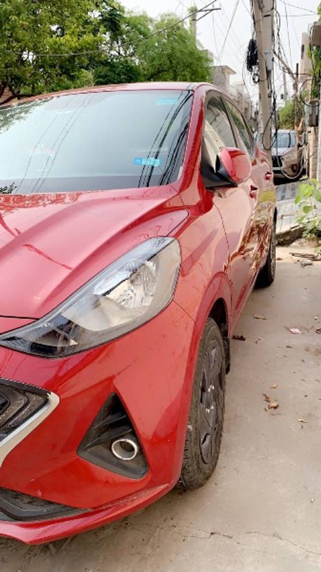 https://images10.gaadi.com/usedgaadi-sellcar/UsedCar/86ce0c1e-e679-472c-b434-531182b55a6e/4e78a416-b58a-4bdb-9425-1f7a21a7f696.jpg?imwidth=6402