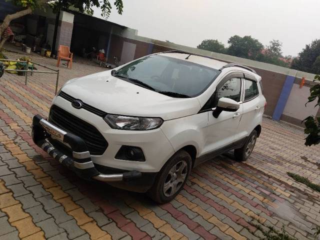 https://images10.gaadi.com/usedgaadi-sellcar/UsedCar/86ec64e8-d85a-4432-afa7-26fa4b41c6a2/f048ef3b-d544-4d21-91c2-e3b1c78559d2.jpg?imwidth=6400