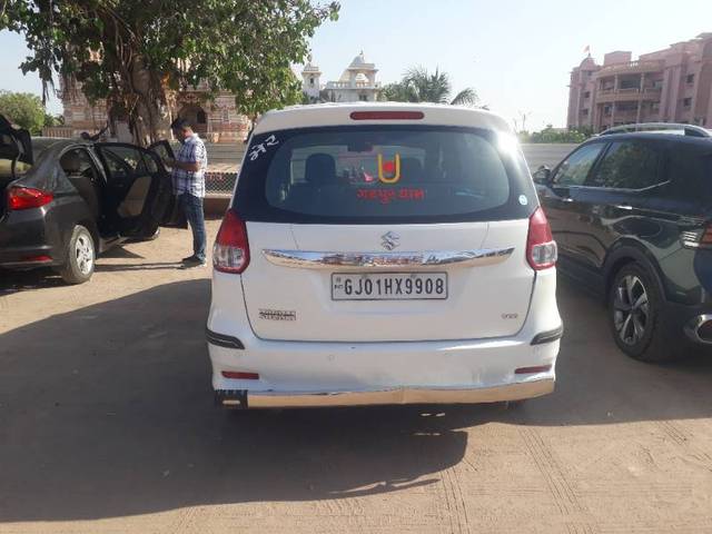 https://images10.gaadi.com/usedgaadi-sellcar/UsedCar/873c447c-3b28-4308-9c56-8bd965b17098/afc62639-face-4da1-a953-89c067bb2a1b.jpg?imwidth=6402