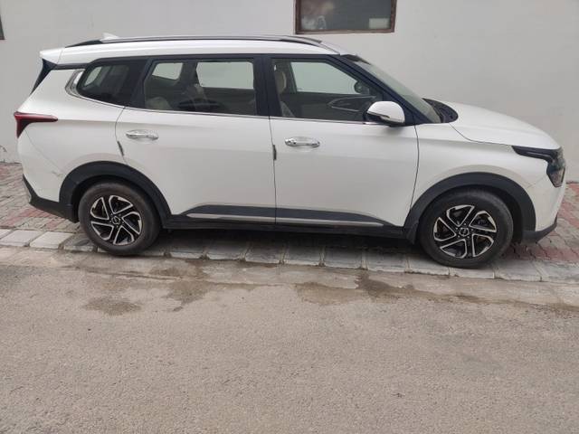 https://images10.gaadi.com/usedgaadi-sellcar/UsedCar/87884499-e390-4add-90d3-18d4ca8e41e0/df4e147d-831f-44d9-ab37-4c272b367cb9.jpeg?imwidth=6401